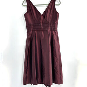 Vtg Y2K Ann Taylor Dress Size 4 Burgundy 100% Silk Lined Fit and Flare